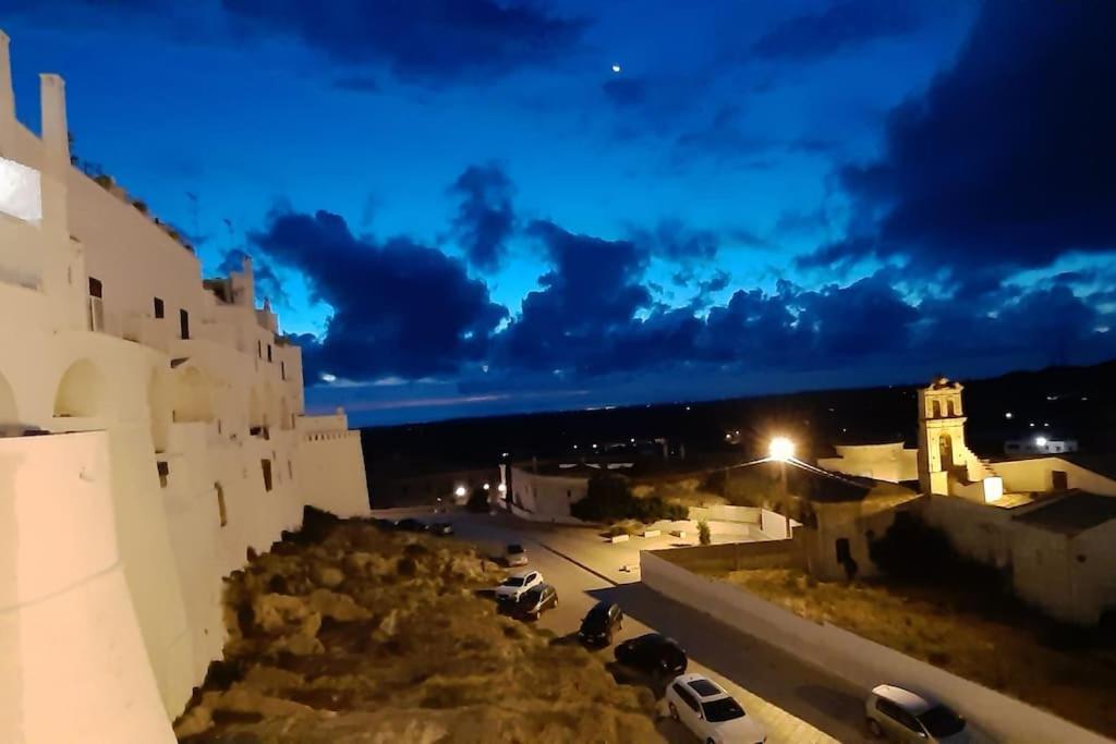 Che Vista!! Ostuni ,Sulle Bianche Mura Con Vista Mozzafiato Exterior photo
