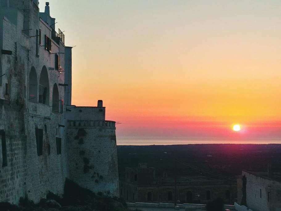 Che Vista!! Ostuni ,Sulle Bianche Mura Con Vista Mozzafiato Exterior photo